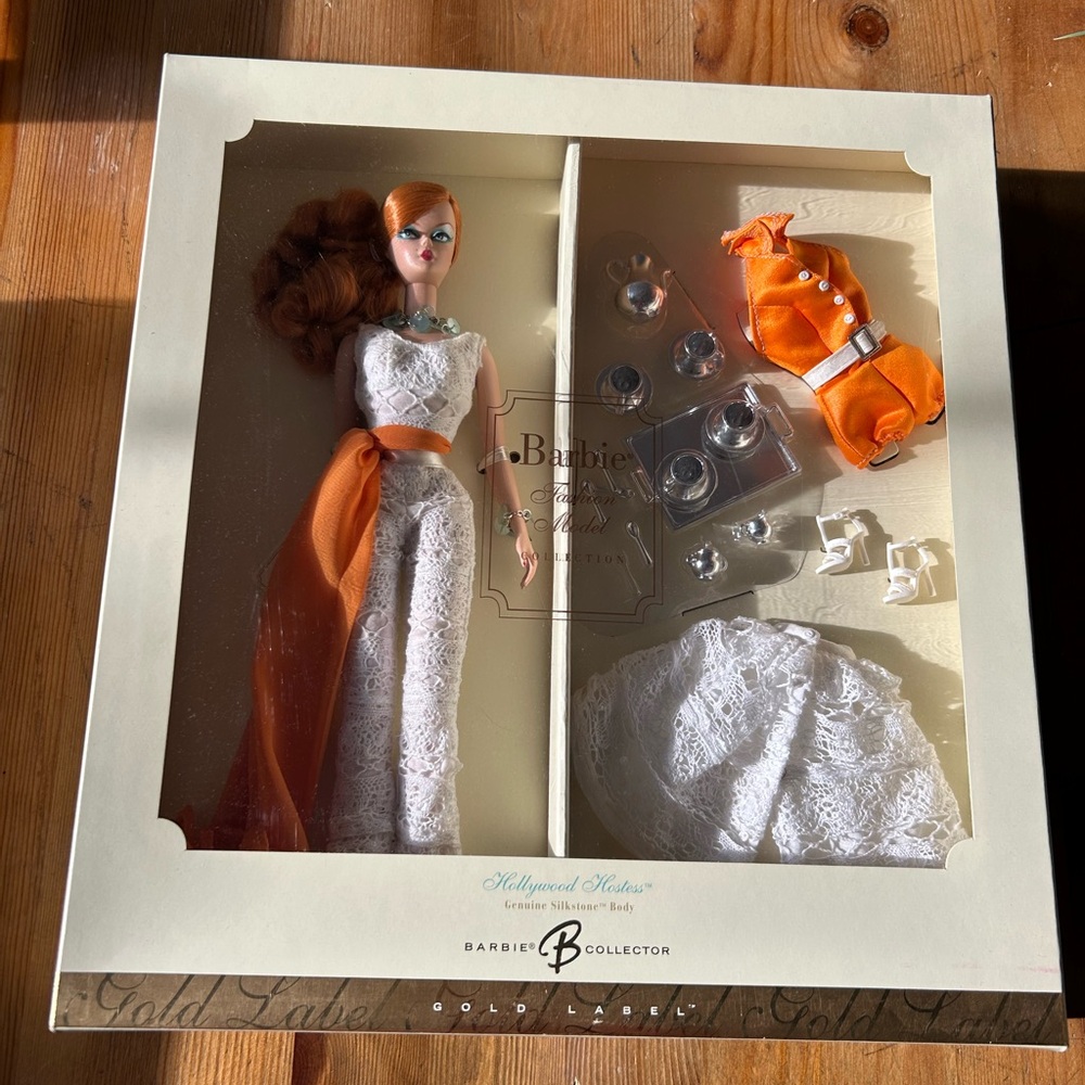Silkstone Barbie Hollywood Hostess BFMC NRFB Gold Label